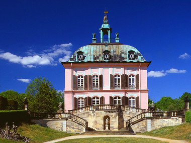 Pałacyk Bażanci w Moritzburgu widok z molo